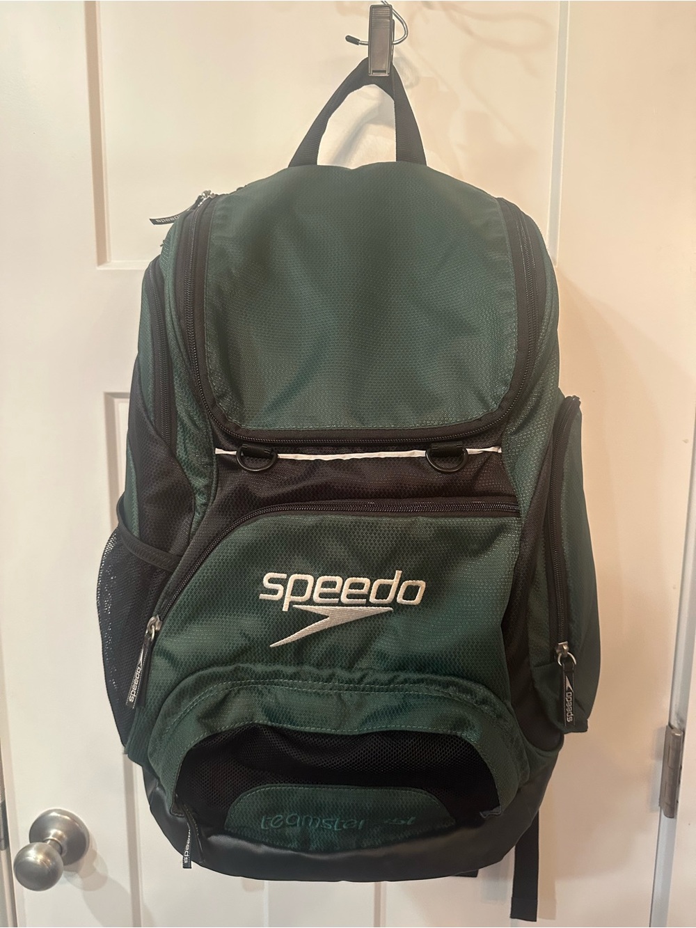Speedo Teamster 35L Swim Backpack Green Black Swim Gear Bag With Dirt Bag